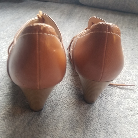 American Eagle Outfitters Brown Lace-Up Boots - Picture 2 of 4